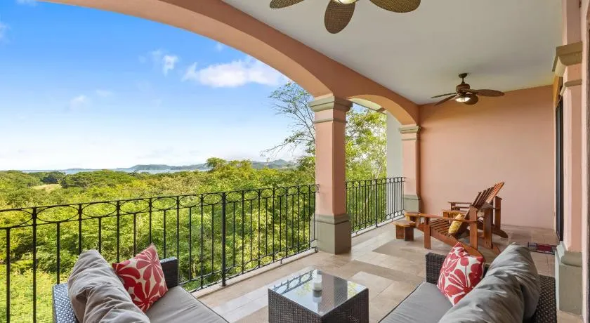 Treetop Ocean View Penthouse - Jobo 15 - Image 1