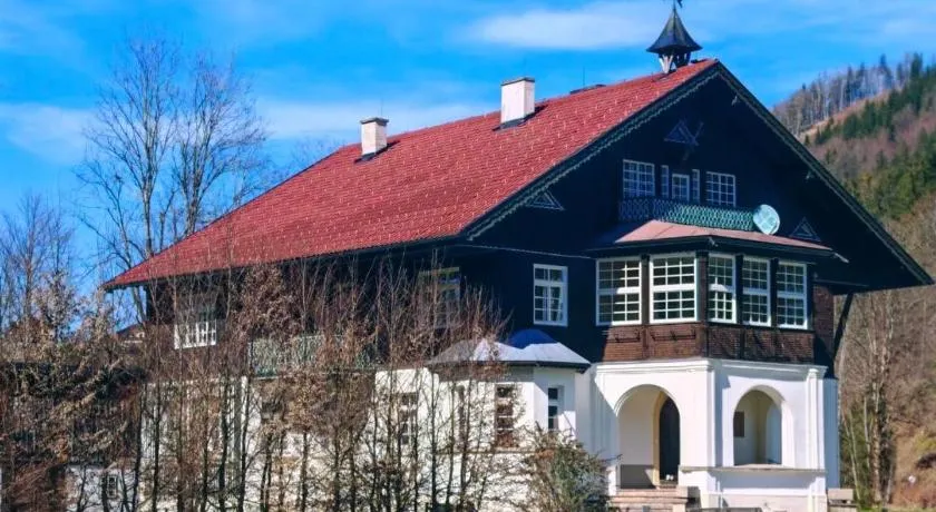 Forsthaus Faistenau - Image 1
