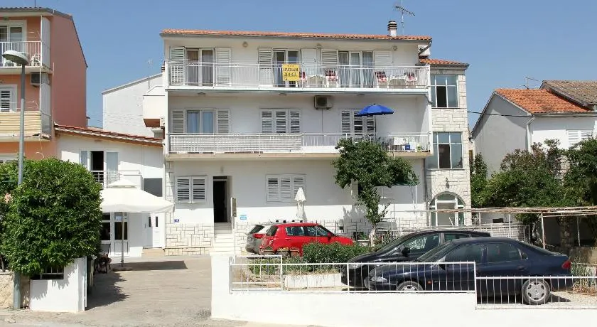Apartmani Ljubo - Image 1