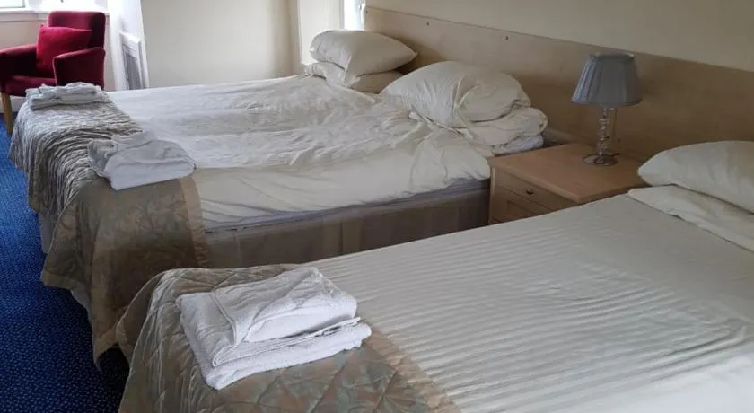 Aboukir Hotel - Image 1