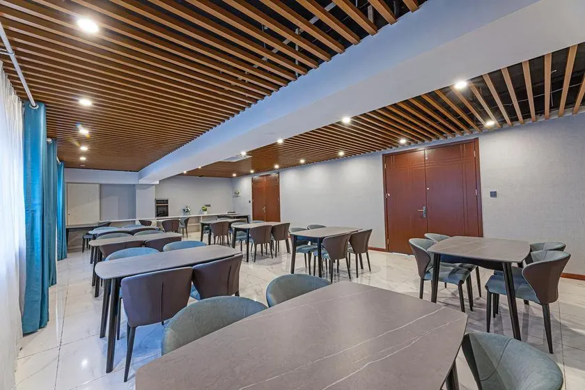 Alibaba Holiday Hotel - Image 1