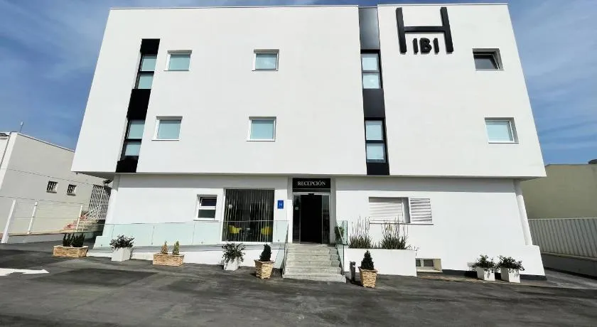 Hotel Ibi - Image 1