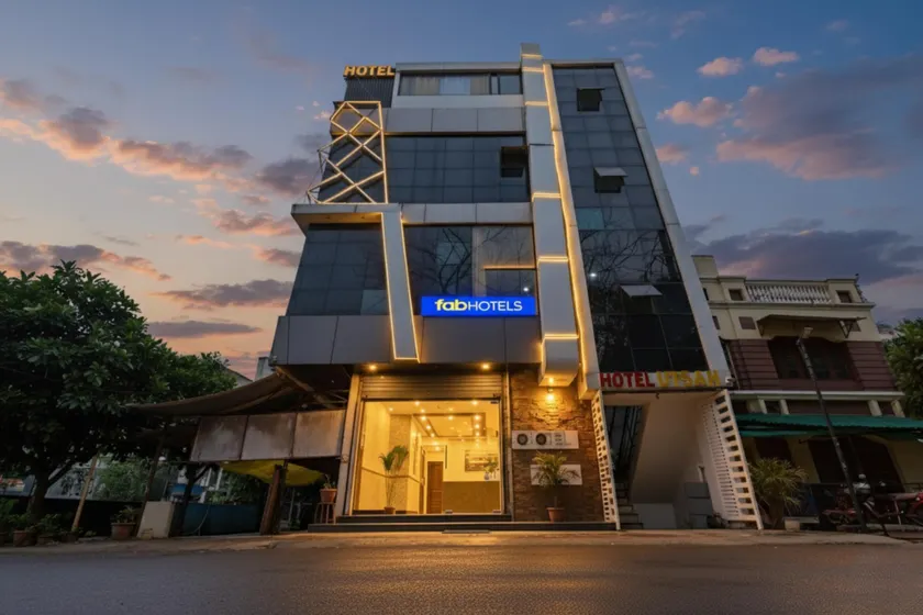 FabHotel Utsah - Image 1