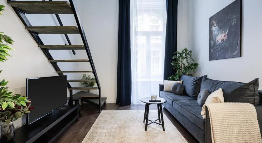 E41 - Trendy Boutique Apartments - Prime Spot by BQA - Image 1