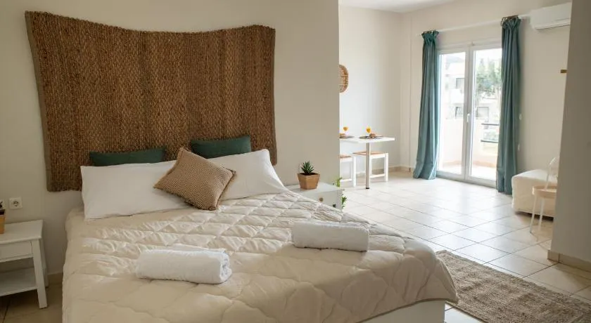 Maresia Apts & Studios - Image 1