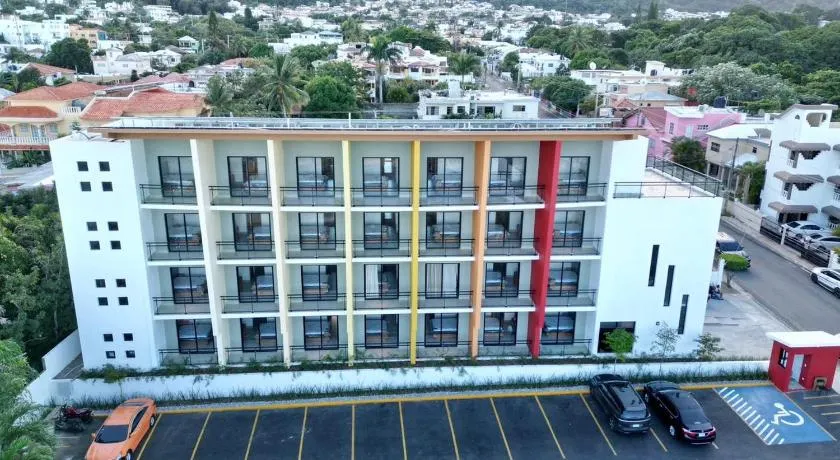 PF Hotel - Image 1