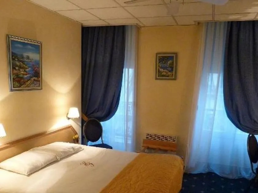 Hôtel Foch - Image 1