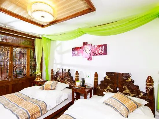 Love Garden Hotel - Image 1