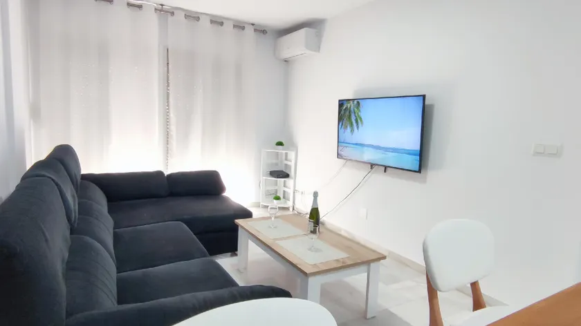 FANTÁSTICO APARTAMENTO TOTALMENTE RENOVADO - Image 1