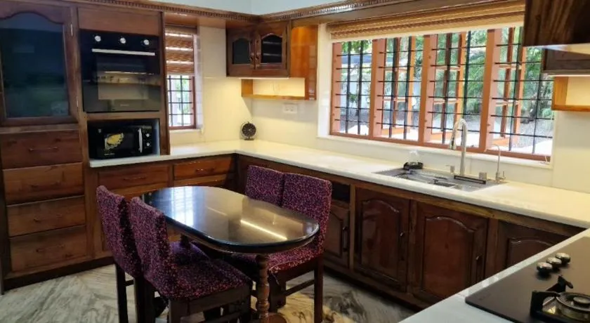 Chakos Homestay - Image 1