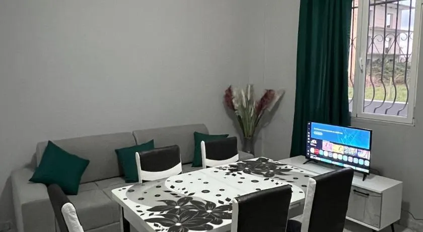 Zeus Guest House - Image 1