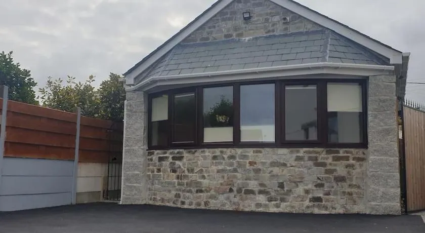 New modern self contained Cottage - Image 1