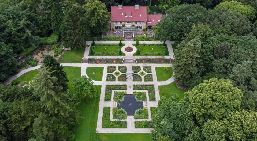 Amsterdamgarden - stunning garden villa with pool close to Amsterdam - Image 1