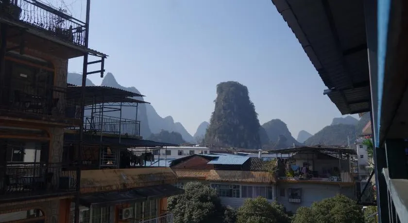 Climbers Inn Yangshuo - Image 1