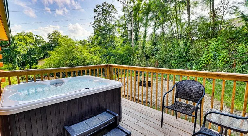 Mountain View by Venture Smoky Mountains - Image 1