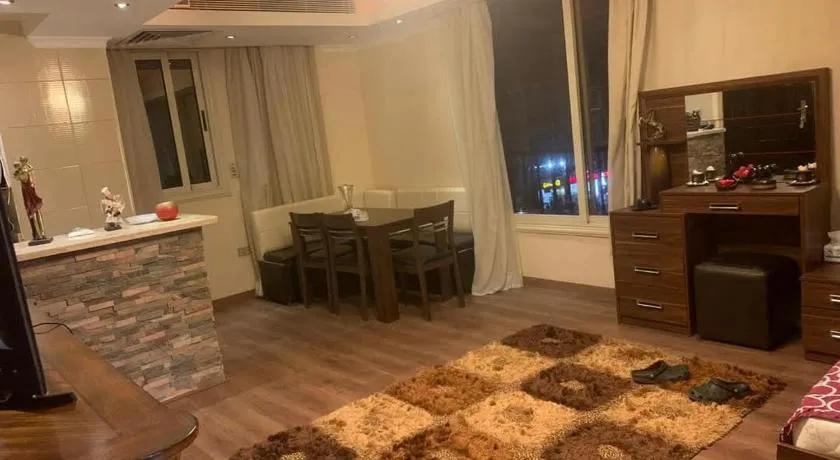 فيلا في مدينتي - Image 1