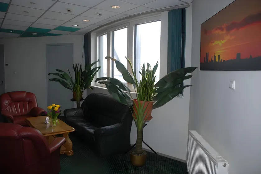 Center Hotel - Image 1