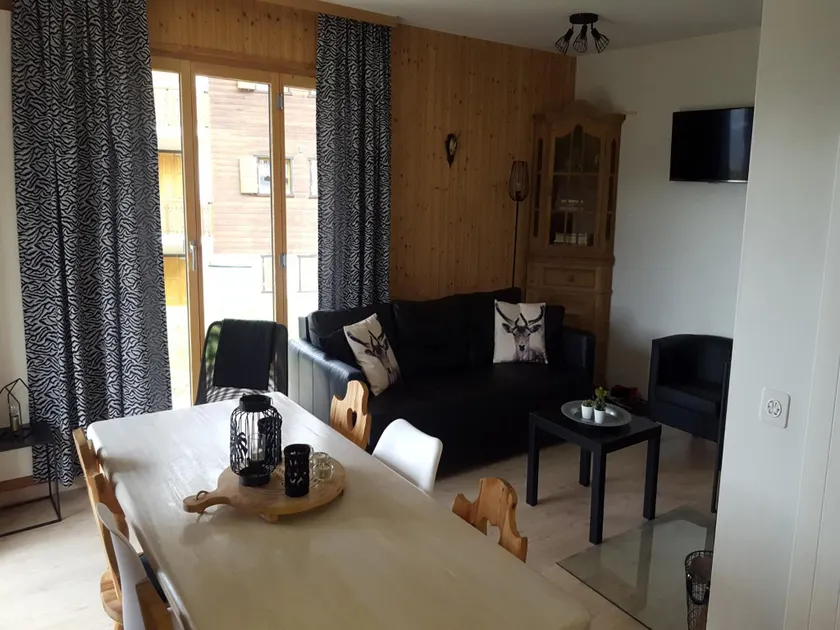 Mountain Escape with Fireplace - Image 1