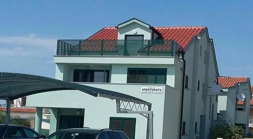 Apartments Mlikota - Image 1