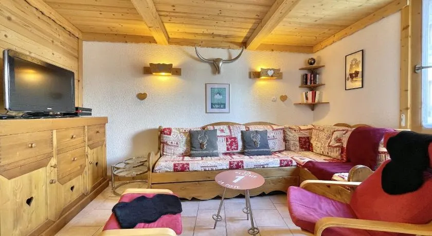 SO206 Grand 2 pieces style chalet Les Menuires - Image 1