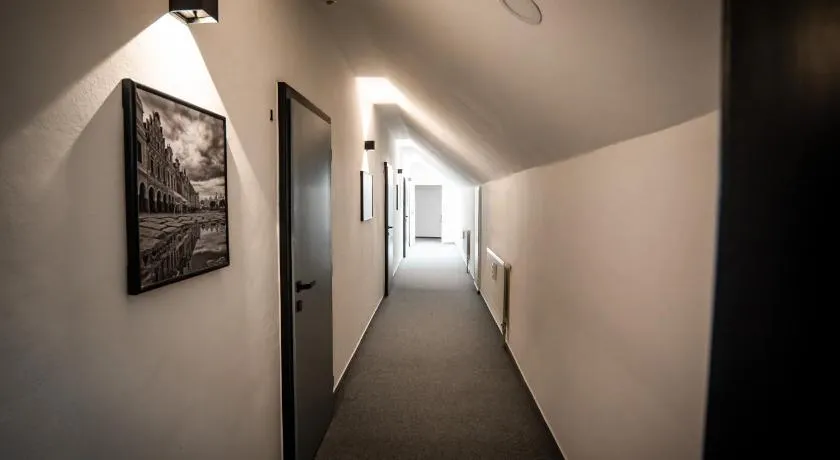 APART Mikeš - Image 1