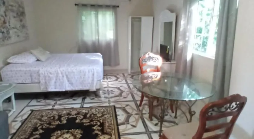 Grace Garden Guesthouse by Eminence Ent - Image 1