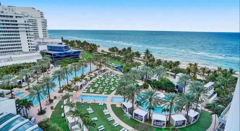 Fontainebleau Hotel Ocean View Fits 6! 1 BED/2 BA - Image 1