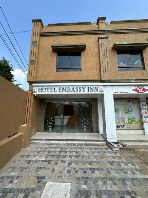 Hotel Embassy Inn - Image 1