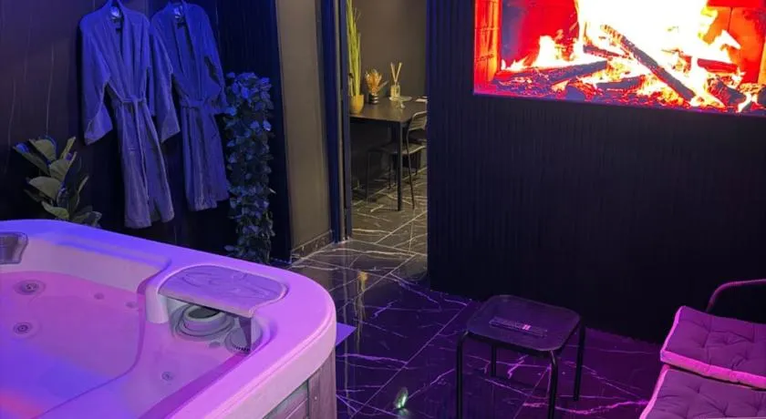B&W Spa - Image 1