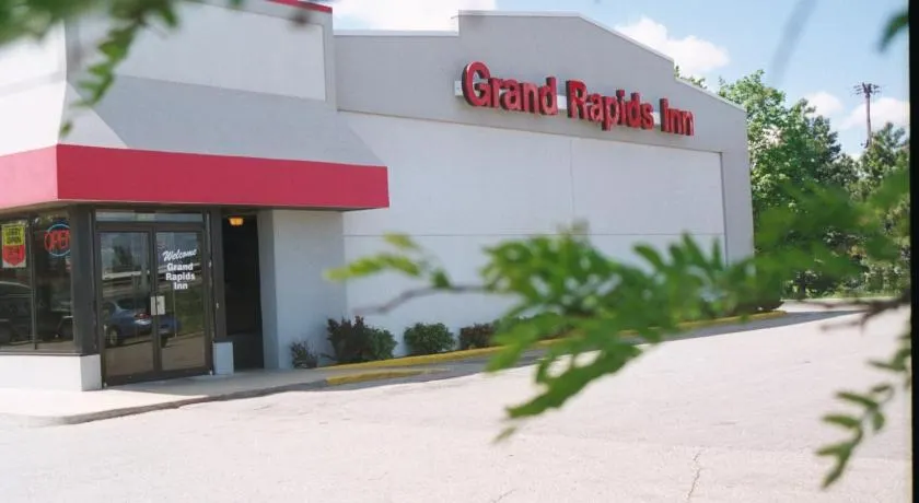 Grand Rapids Inn - Image 1