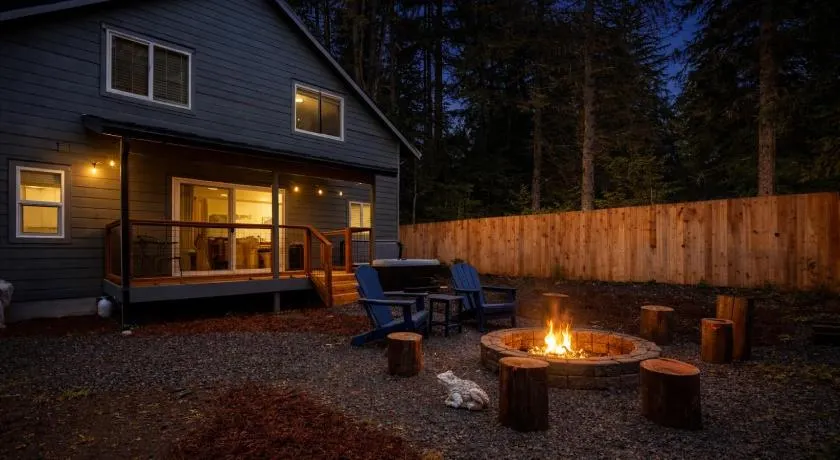 Perch - Mowich Cozy - Image 1