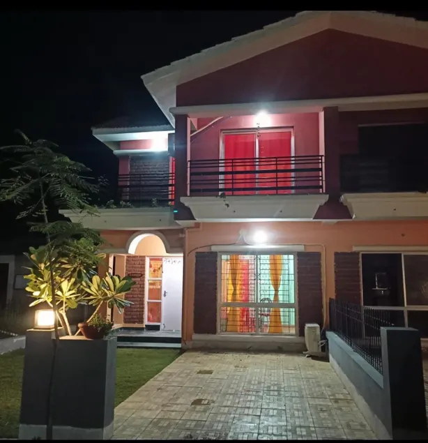 Bolpur Shantiniketan Bungalow on Kopai River - Image 1