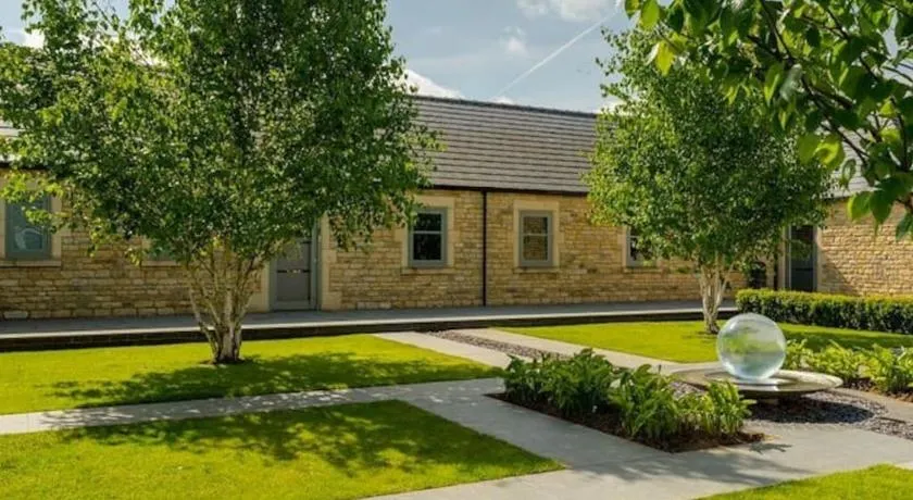Discovery - Luxury Cosy Country Escape - Image 1