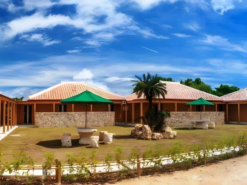 Hotel Peace Island Taketomijima - Image 1