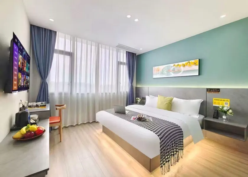 Blue Diamond Theme Hotel - Image 1