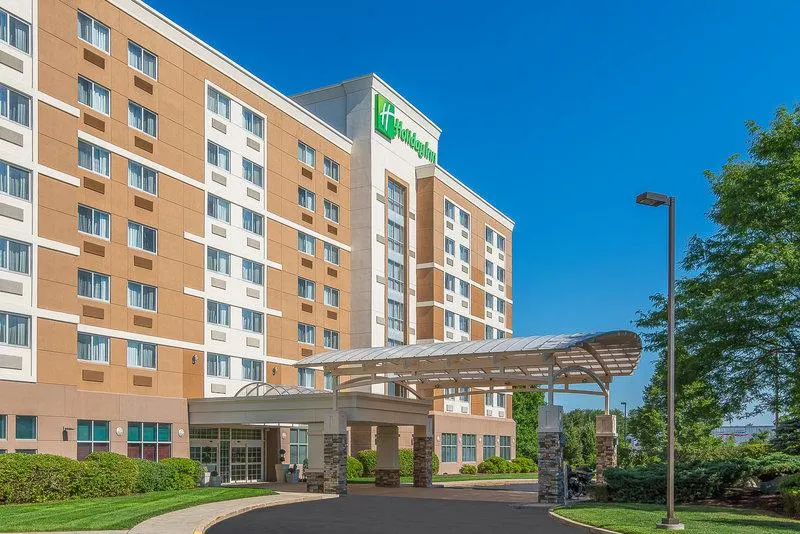 Clarion Hotel - Image 1