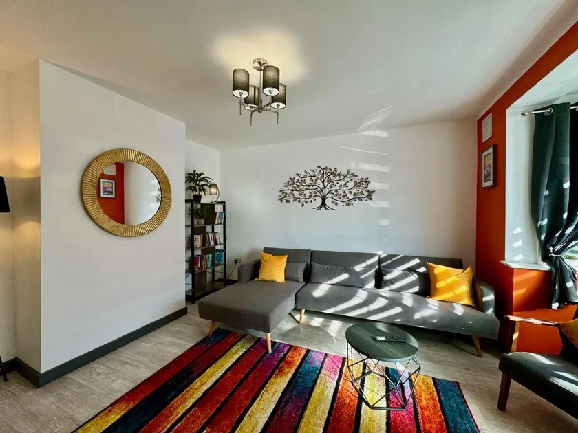 Sandringham House - Great for Contractors or Family Holidays - Image 1
