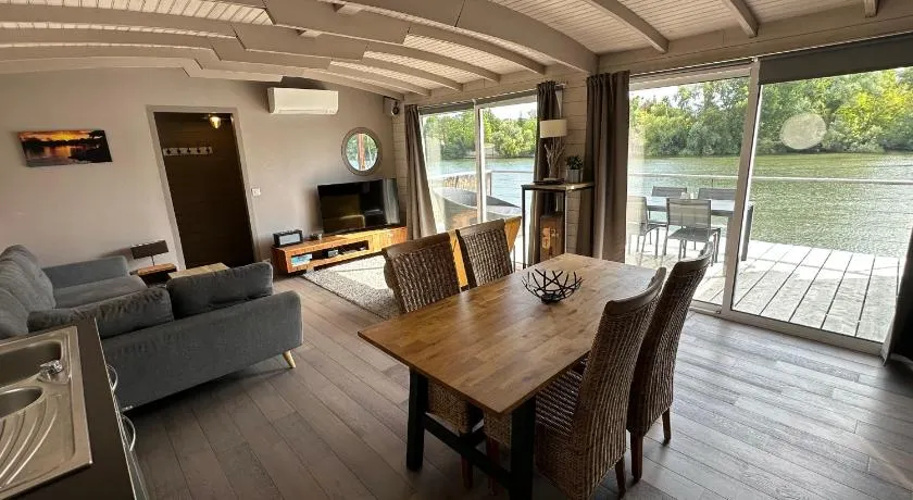 Maison bord de Seine à 20 min de Paris - Image 1