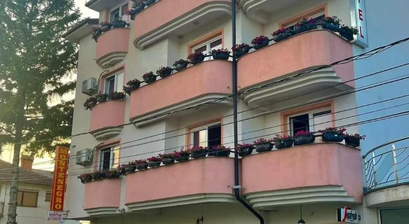 Hotel Montenegro - Image 1