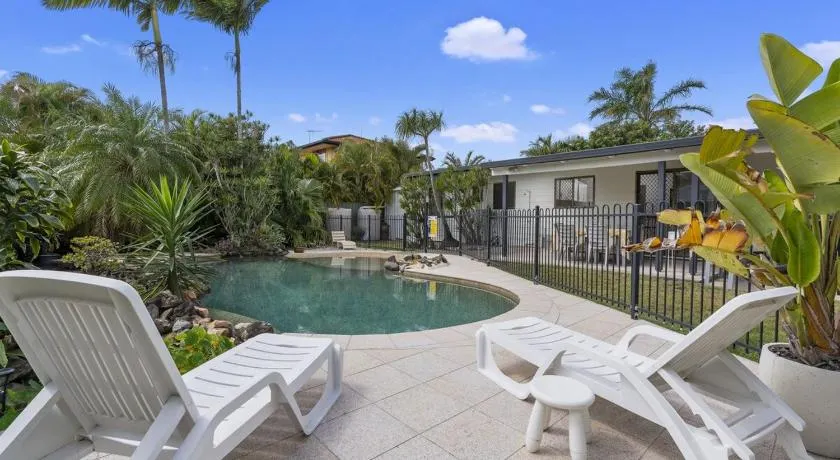 Palm Hideaway - Image 1