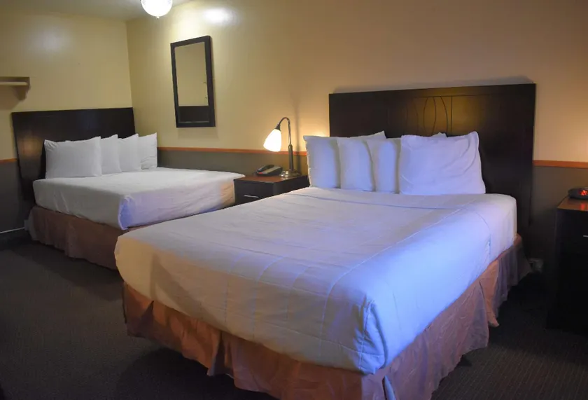 SureStay by Best Western Portland City Center - Image 1