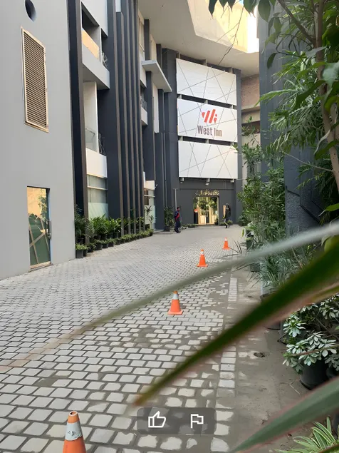 West Inn Hotel Faisalabad - Image 1