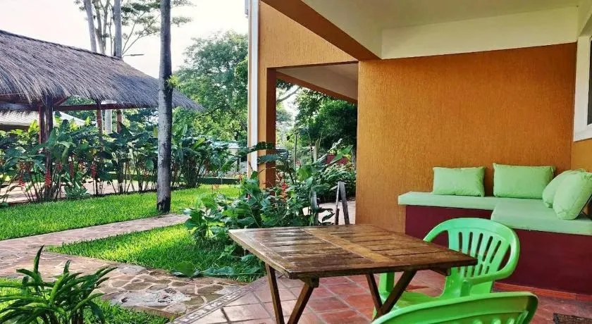 Colibrí House Zen Garden & Pool Retreat near Asunción, Nemby - Image 1