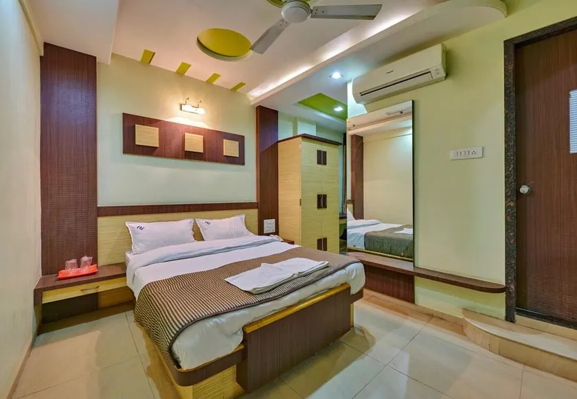 Hotel Sukhrup Sangli - Image 1