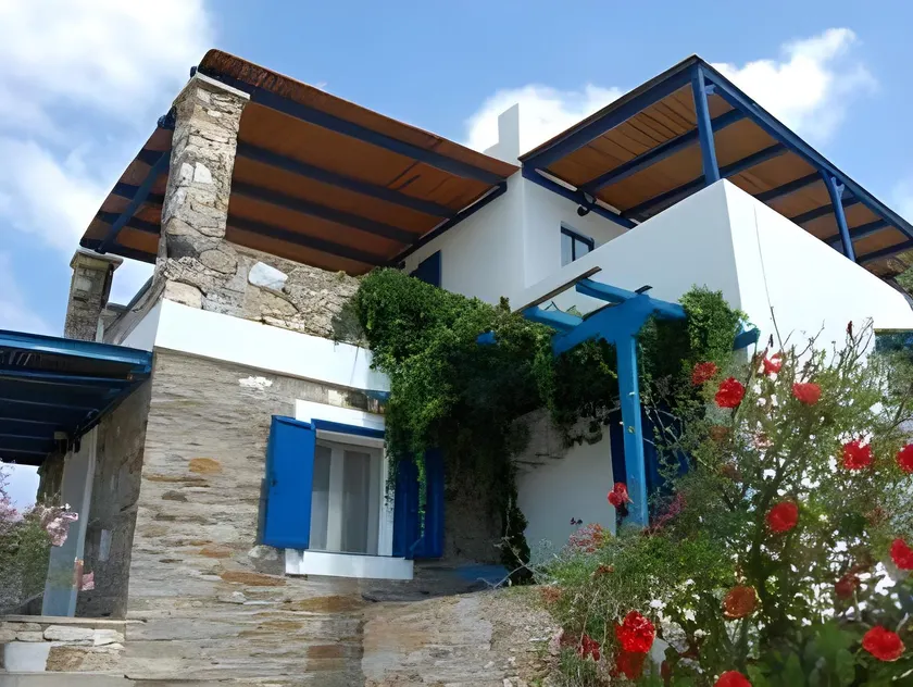 Dimitris Rooms - Image 1