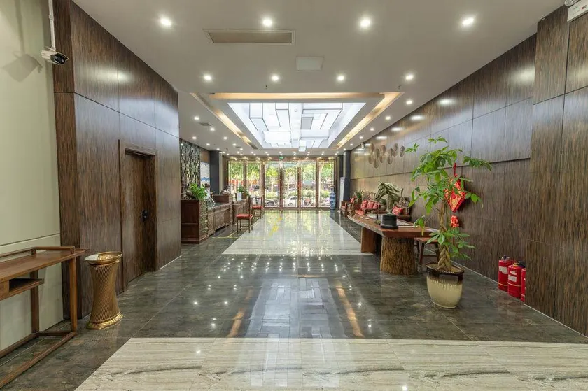 BerryHotel - Image 1