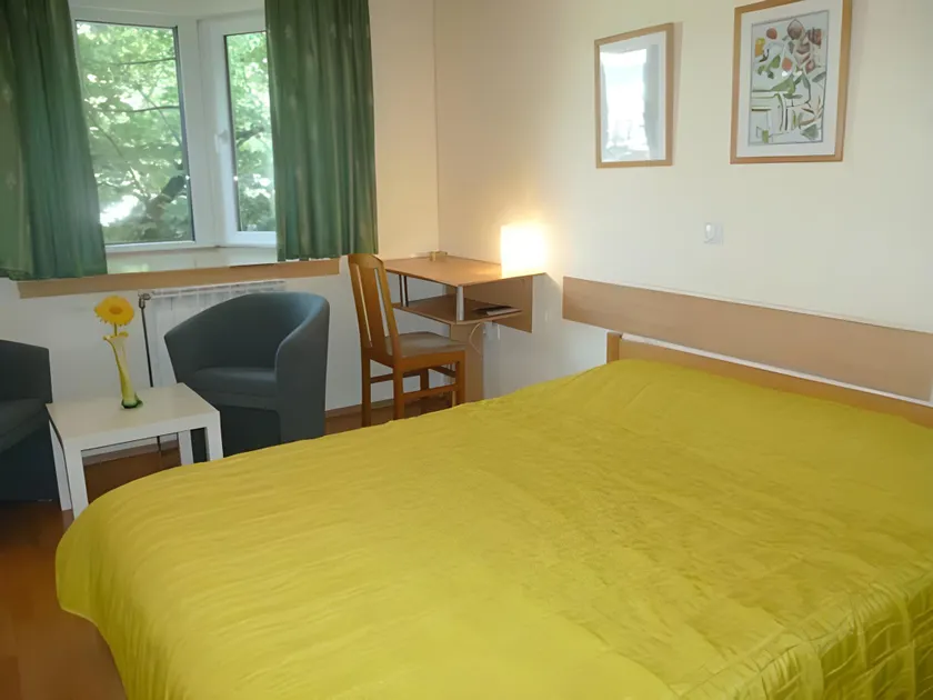 Hotel 7 - Image 1