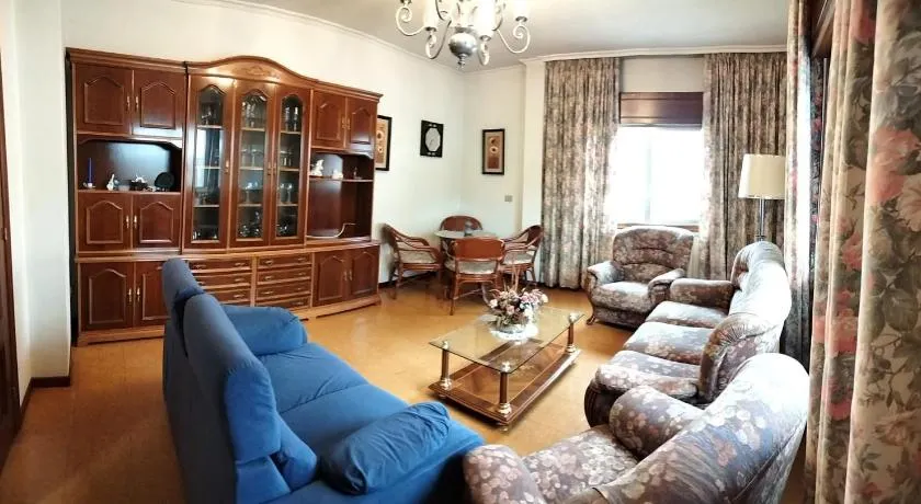 Vivienda familiar en la Ría de Vigo - Image 1