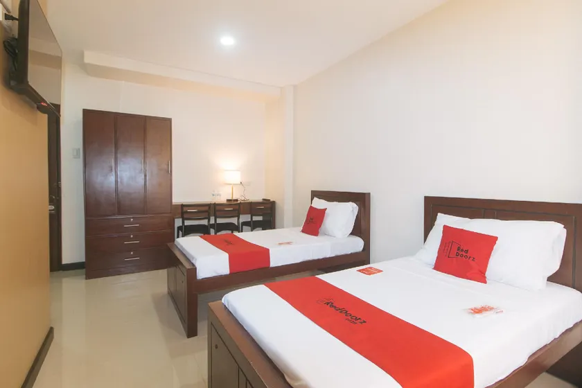 RedDoorz at Nucell near NGCP Cebu - Image 1