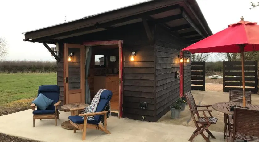 The Little Stable - Image 1